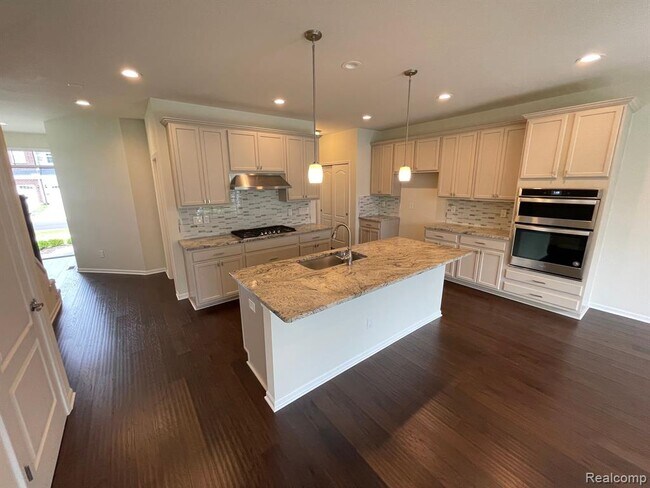 Foto del edificio - 43545 Prospect Ln