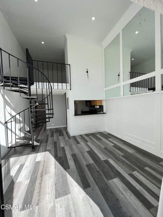 Building Photo - 1440 Veteran Ave