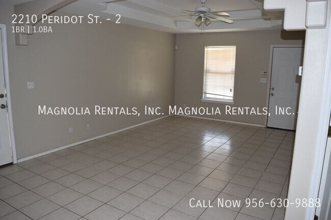 Building Photo - 2210 Peridot St