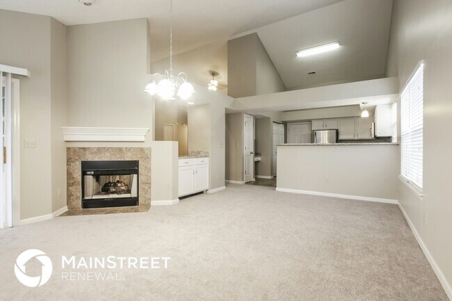 Building Photo - 2037 Lohr Dr
