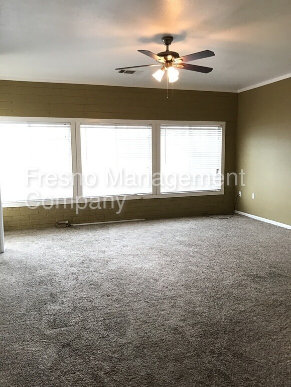 Foto del edificio - 7757 E Olive Ave