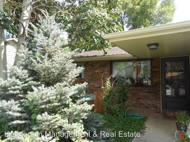 Primary Photo - 926-928 Silver Leaf Pl