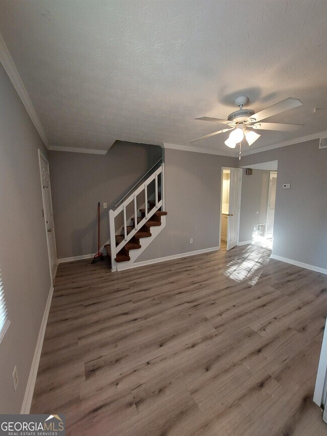 Foto del edificio - 140 Hunters Ln