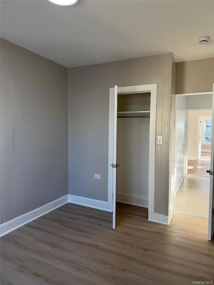 Foto del edificio - 87-15 Sutter Ave