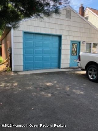 Foto del edificio - 35 Simpson Ave