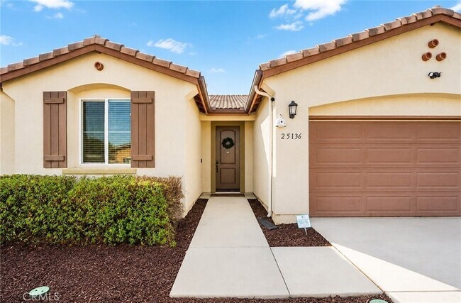 Foto del edificio - 25136 High Plains Ct