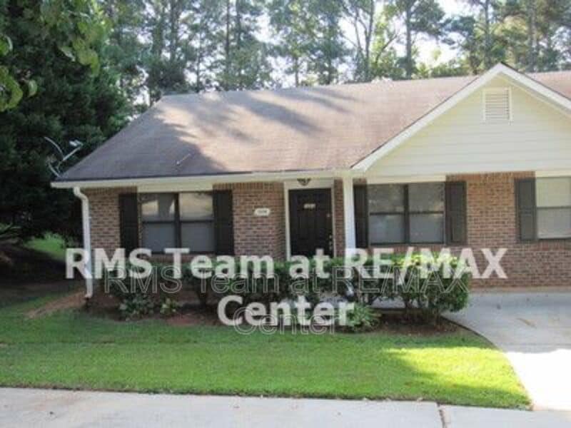 3194 Sarah Lou Dr, Snellville, GA 30078 Condo for Rent in Snellville