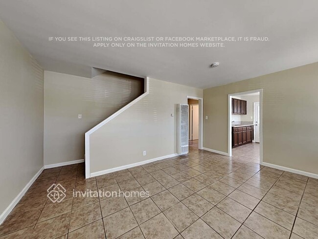Building Photo - 12807 Woodridge Ave