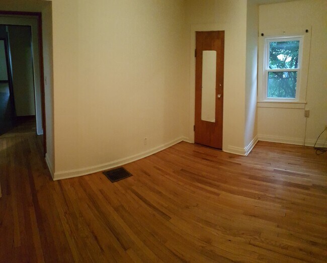 Foto del edificio - 17th and Grant - August 2026