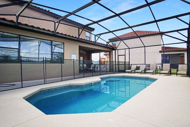 Building Photo - Furnished pool home in Providence now avai...