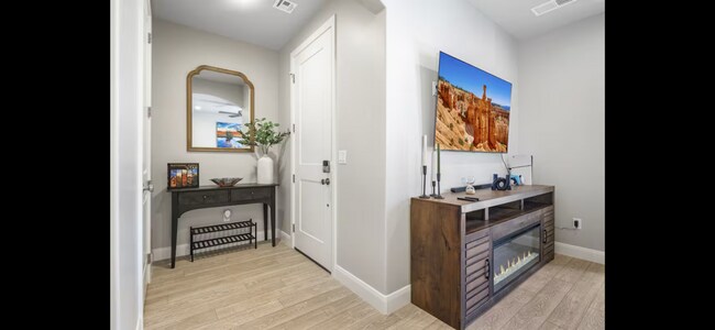 Foto del edificio - Welcome to Your Modern Oasis!