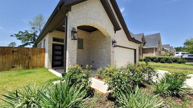 Foto del edificio - 305 Rise Ln