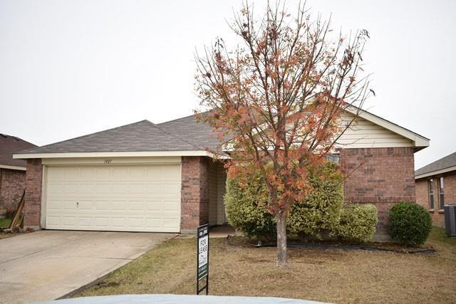 Building Photo - 1421 Queens Brook Ln