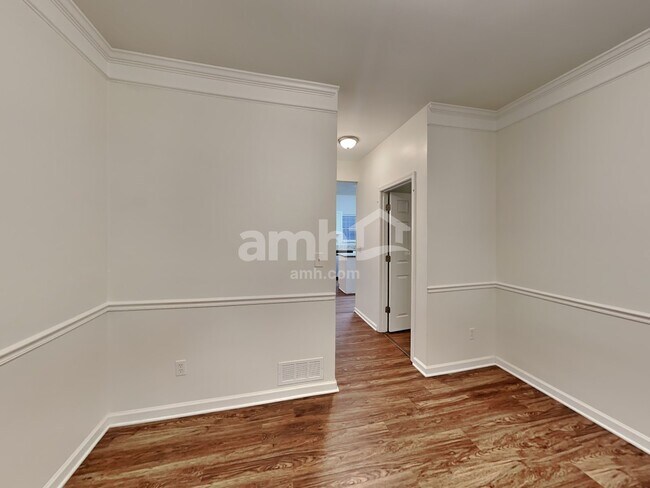 Foto del edificio - 3987 Fox Glen Dr