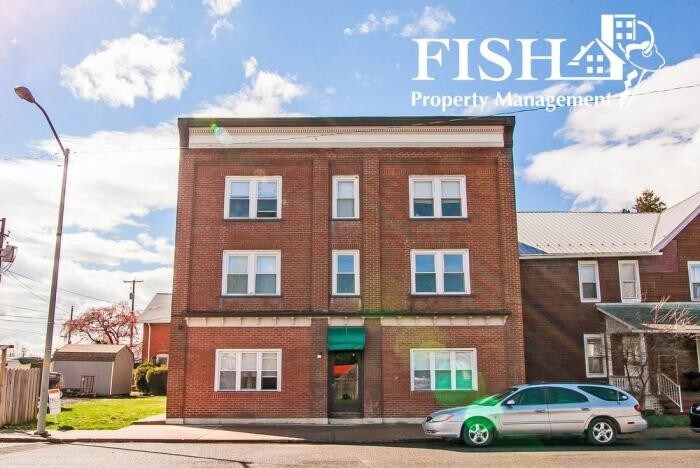 Foto principal - 2 bedroom in Lock Haven PA 17745