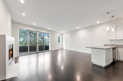 Foto del edificio - 1636 N Bosworth Ave