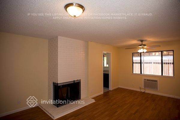 Foto del edificio - 4413 Brandt Way