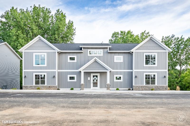 1146 1148 4 Mile Rd Nw Grand Rapids Mi 49544 Apartment For Rent In Grand Rapids Mi Apartments Com