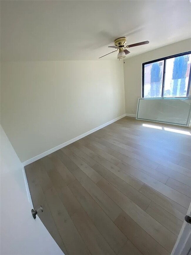 Building Photo - 1223 W Ave H 12