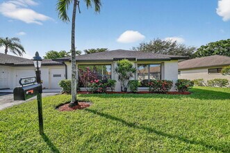 Building Photo - 4677 Robinwood Cir