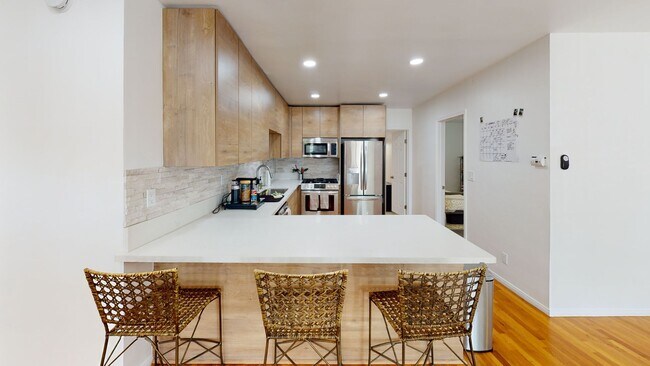 Foto del edificio - 4955 63rd St