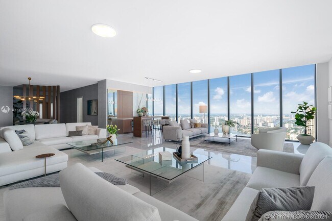 Building Photo - 17141 Collins Ave