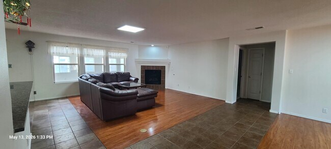 Foto del edificio - 5052 Westfield Dr NE