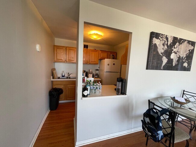 Foto del edificio - 4343 N Clarendon Ave