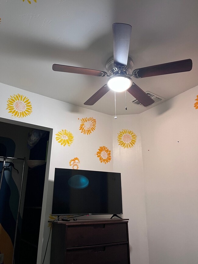 Photo - 2444 E Mobile Ln Apartment