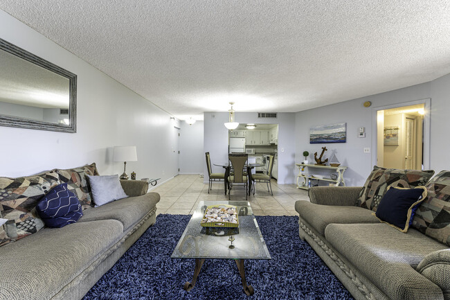 Building Photo - 2800 N Ocean Dr