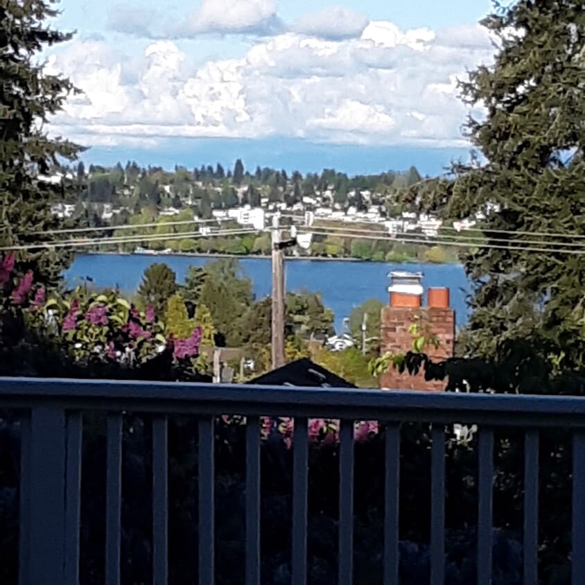 Phinney Ridge - 412 N 67th St