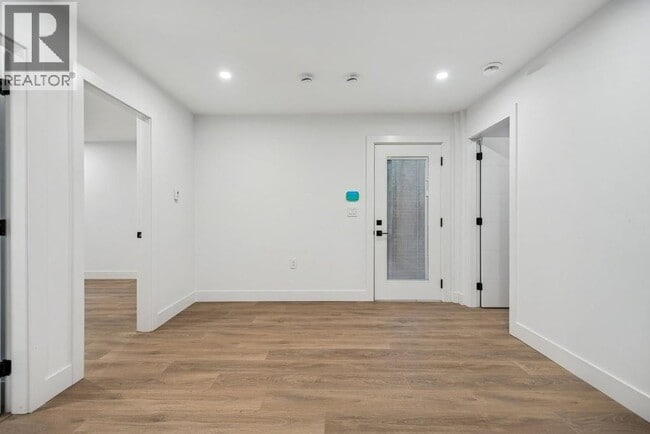 Building Photo - 6340 Buchanan St