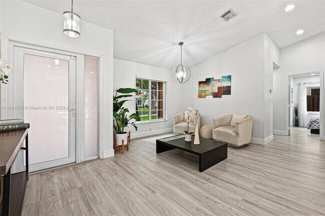 Foto del edificio - 1820 SW 135th Way