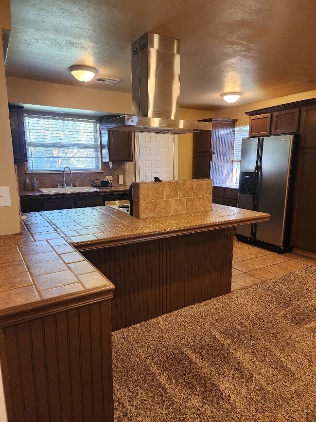 Building Photo - 4906 Yorkshire Dr