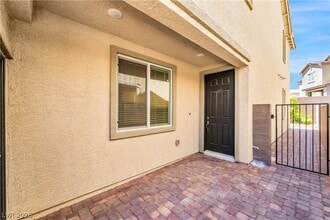 Building Photo - 1611 Dire Wolf Ave