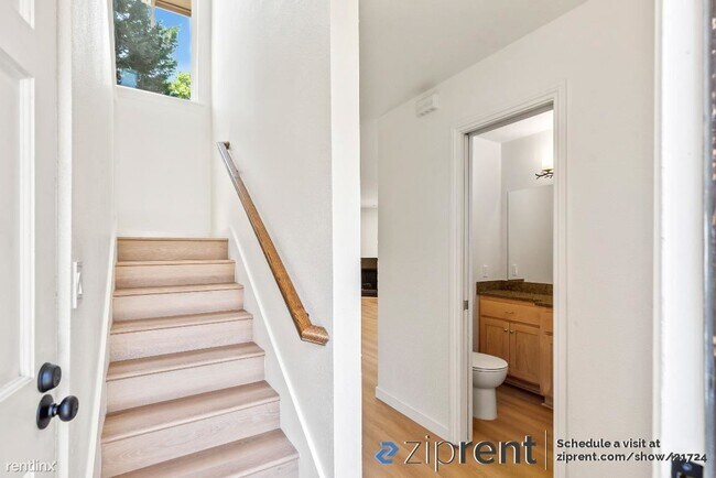 Foto del edificio - 2 br, 1.5 bath Townhome - 596 Vista Ave, P...