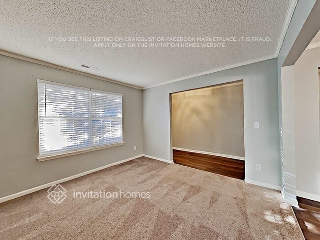 Foto del edificio - 4262 Everest Dr