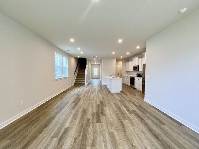 Building Photo - Brand New Single Family Home Just Minutes ...