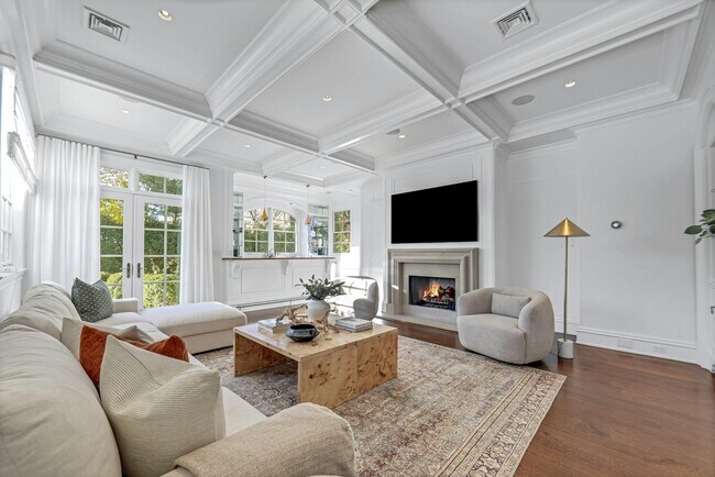 Foto del edificio - 373 Hardenburgh Ave