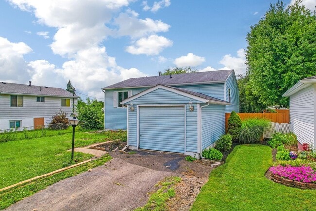 Building Photo - 3747 Christie Rd W