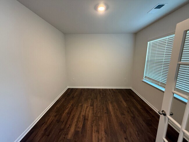 Foto del edificio - Like New Beautiful Home in Locust!