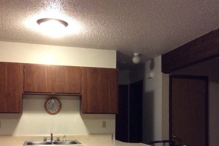 Kitchen - 703 Vivian St