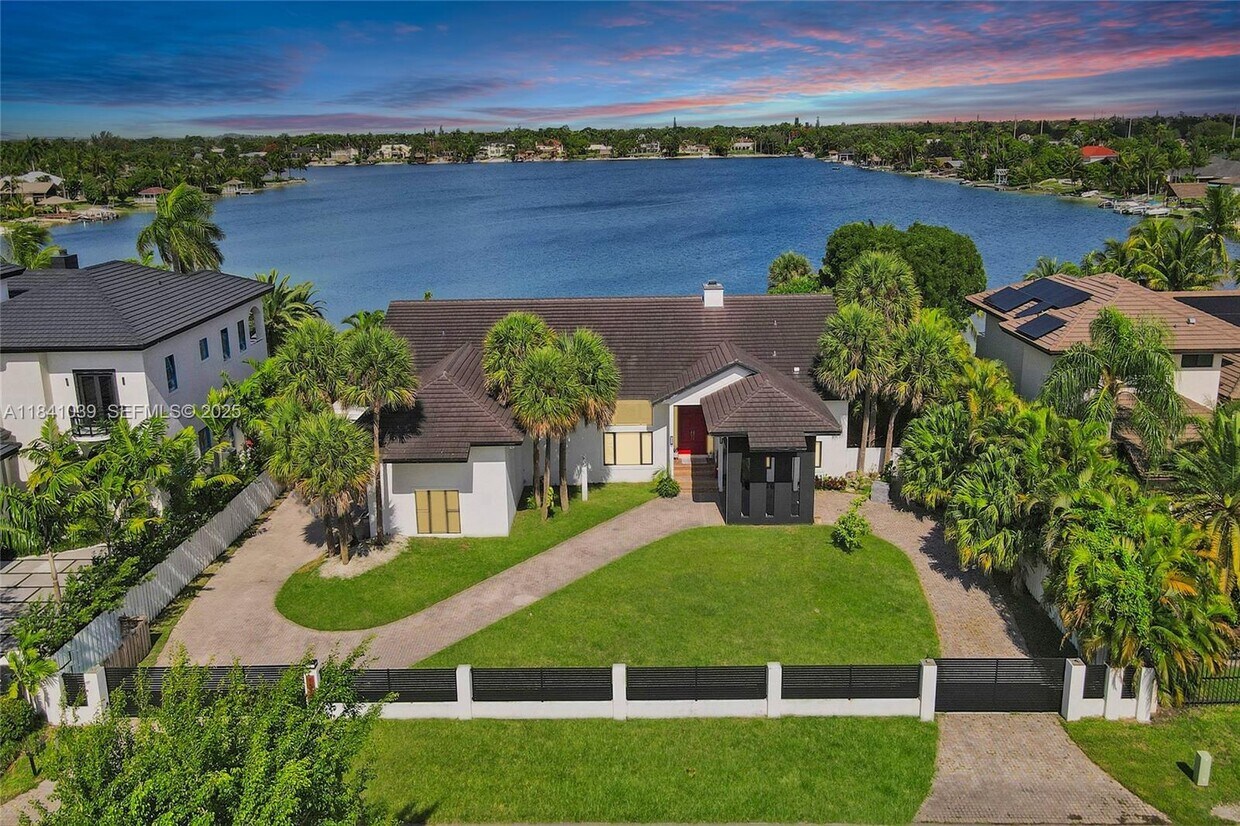 Foto principal - 13724 SW 92nd Ct