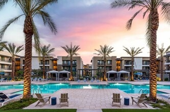 Building Photo - Acero on Roosevelt