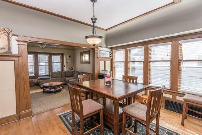 Foto del edificio - 537 N 59th St