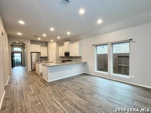 Building Photo - 638 Arroyo Loma