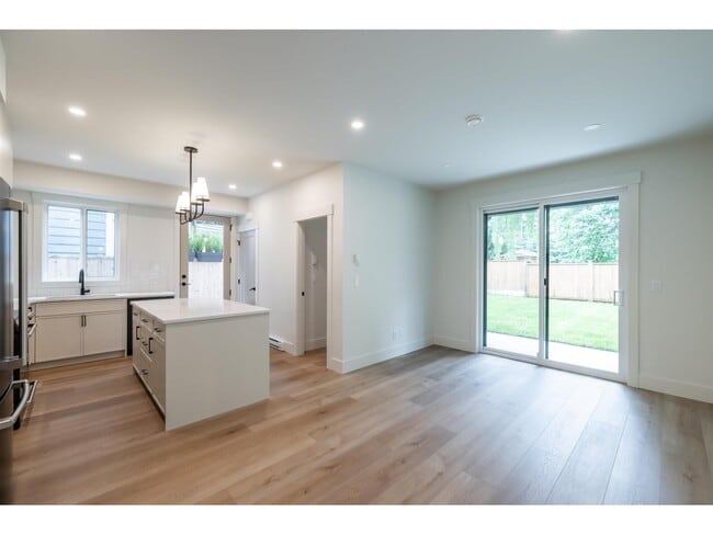 Building Photo - 23128-23196 96 Ave