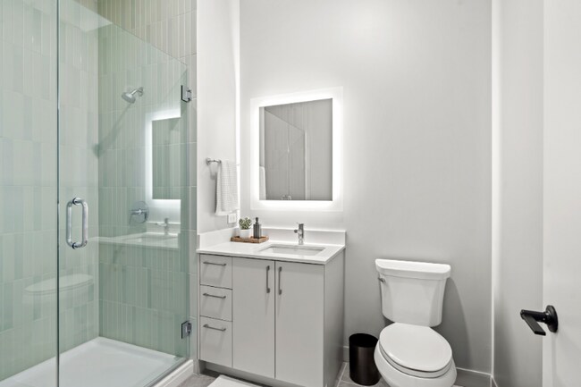 Building Photo - 1111 W Tilden St