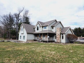 Building Photo - 1811 PA-611