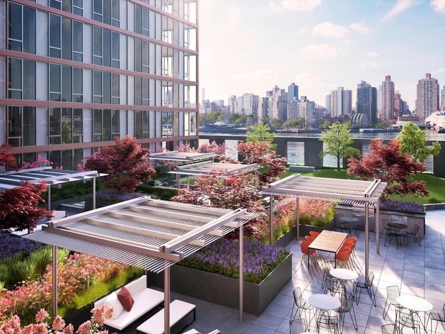 Interior Photo - 10 Halletts Point